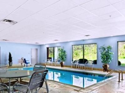 Surestay Plus Hotel By Best Western Portland Route 52 West Exteriér fotografie