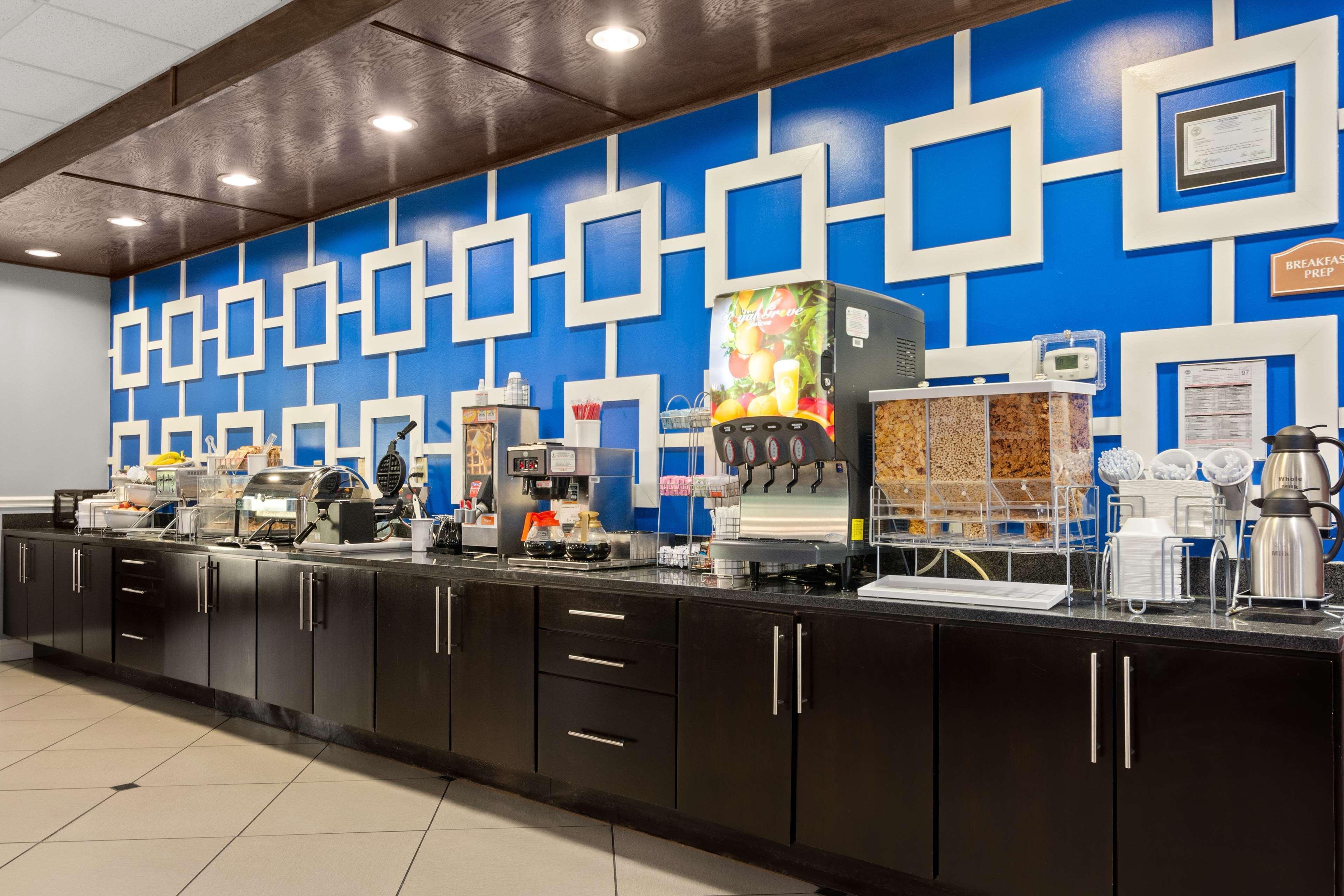 Surestay Plus Hotel By Best Western Portland Route 52 West Exteriér fotografie